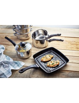 Judge Essentials HPA1 Stainless Steel Set of Pans 3-Piece Set 16cm 18cm & 20cm Saucepans Vented Glass Lids Induction Ready 10 Year Guarantee - B00022BREEA